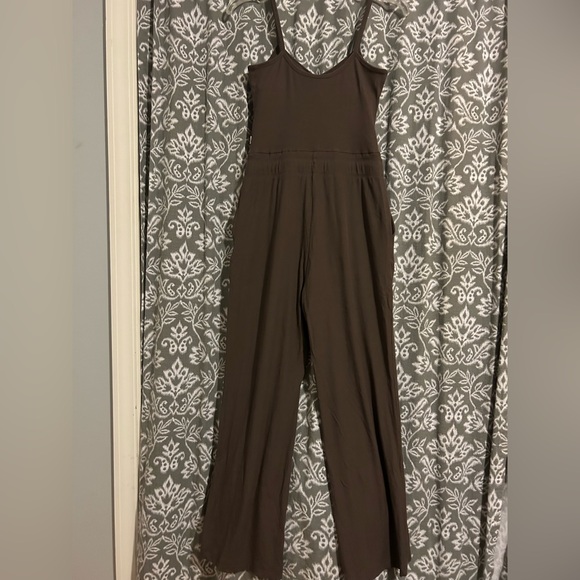 VUORI Pose Henley Jumpsuit Color Chocolate Brown SMALL - Picture 12 of 15